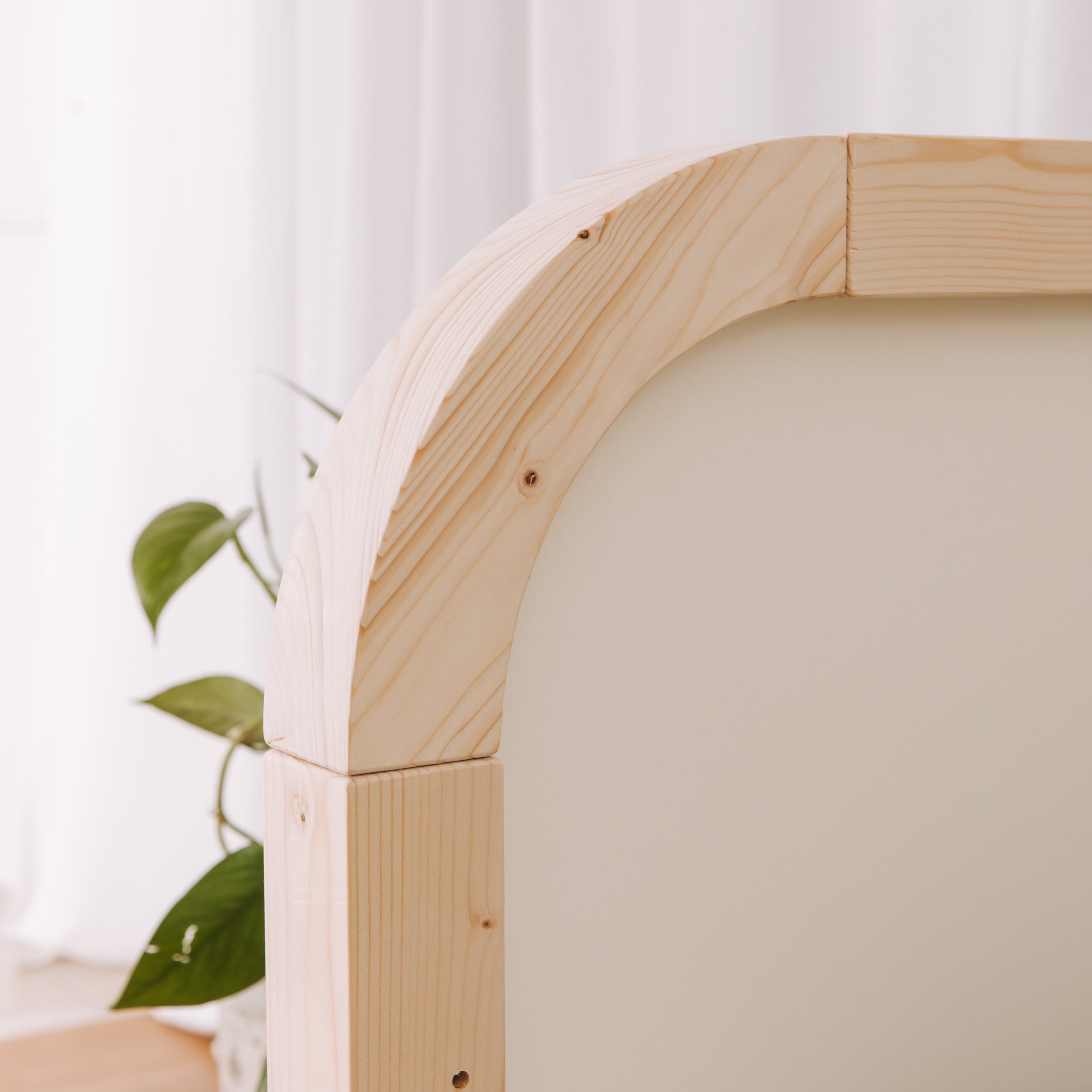 dettaglio testiera letto per bambini zero+ Fun in legno made in italy